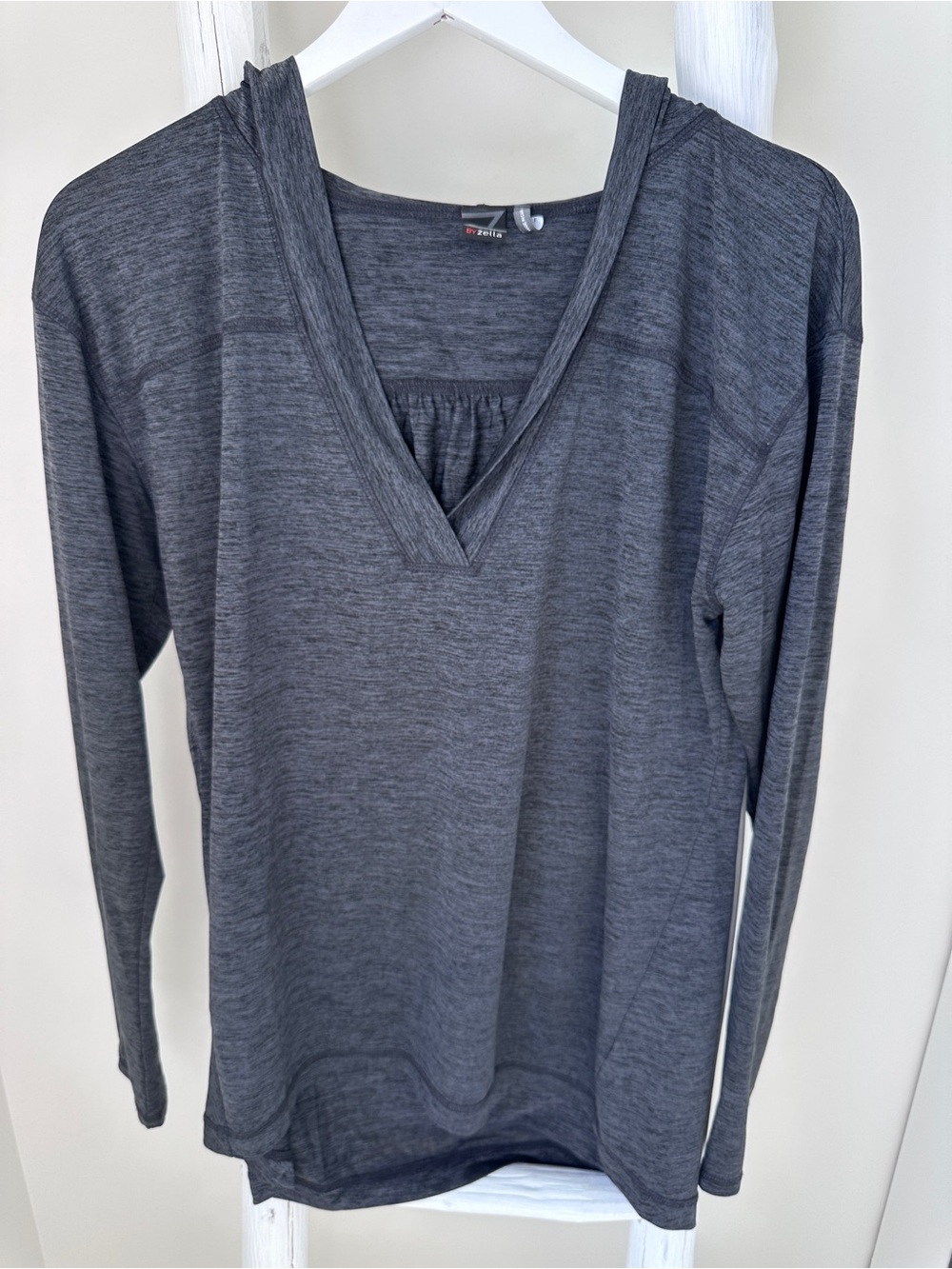 Zella Charcoal Gray V-Neck Long Sleeve Lightweight Pullover Hoodie Size Large